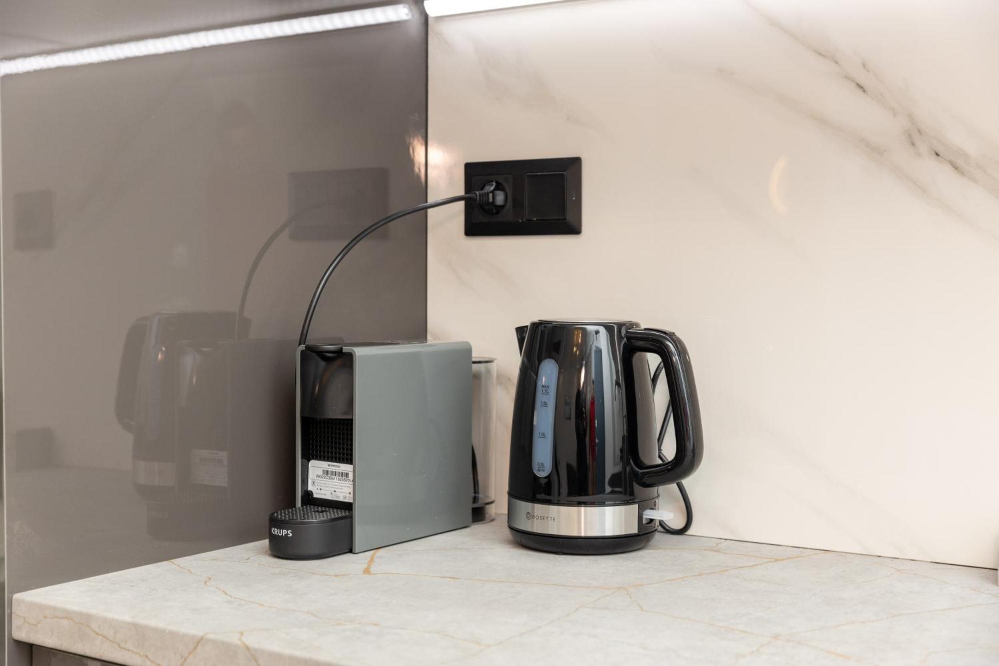 Cozy & Lux Apartment テッサロニキ エクステリア 写真
